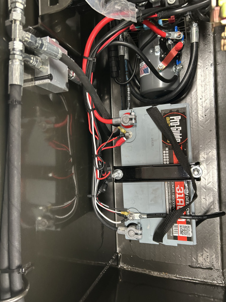 New 2026 MAXXD Gooseneck Trailer | 32' x 102' 30K GVWR