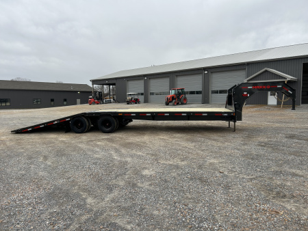 New 2026 MAXXD Gooseneck Trailer | 32' x 102' 30K GVWR