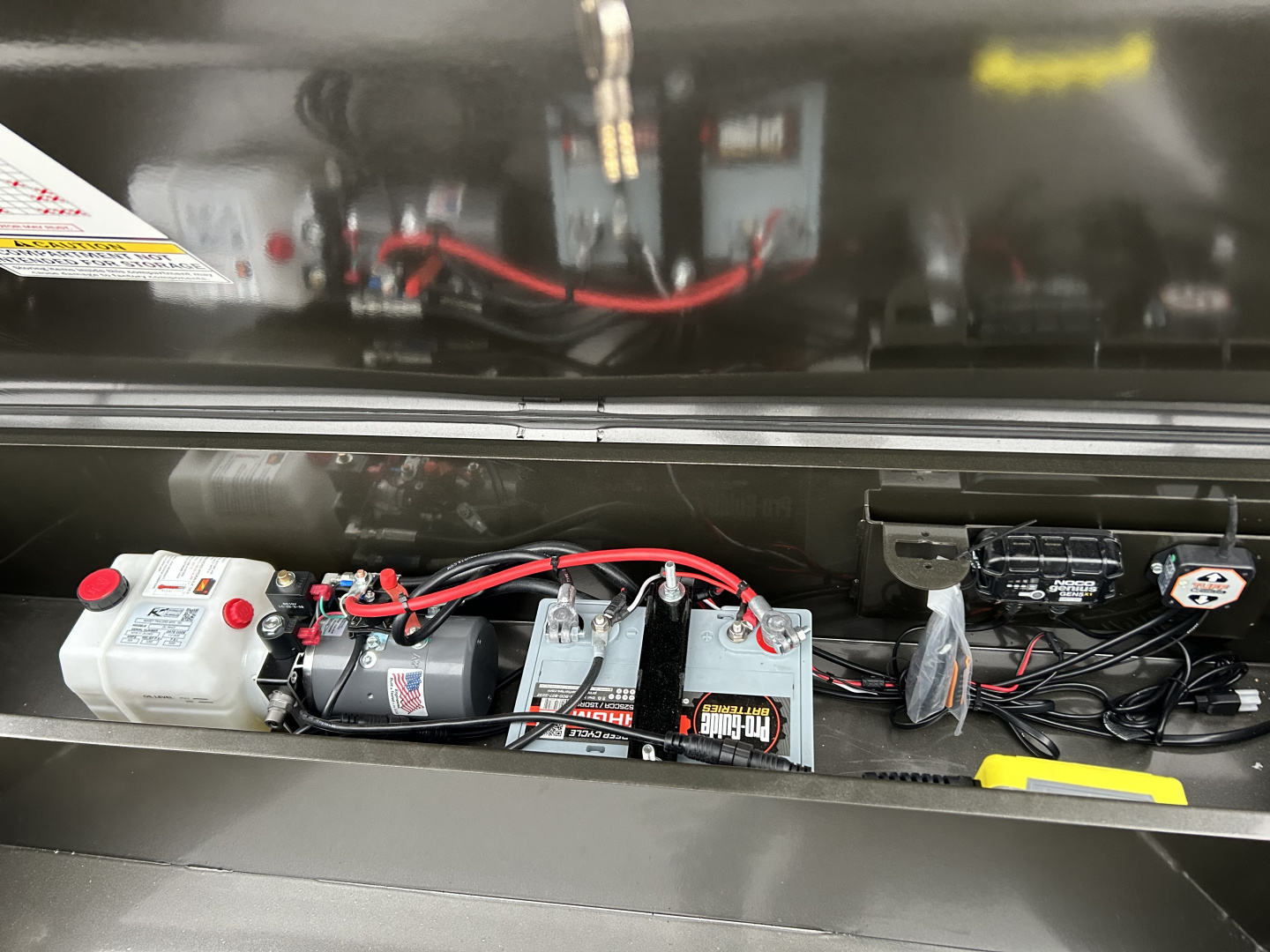 New 2026 MAXXD Dump Trailer | 14' x 83" 15.4K GVWR