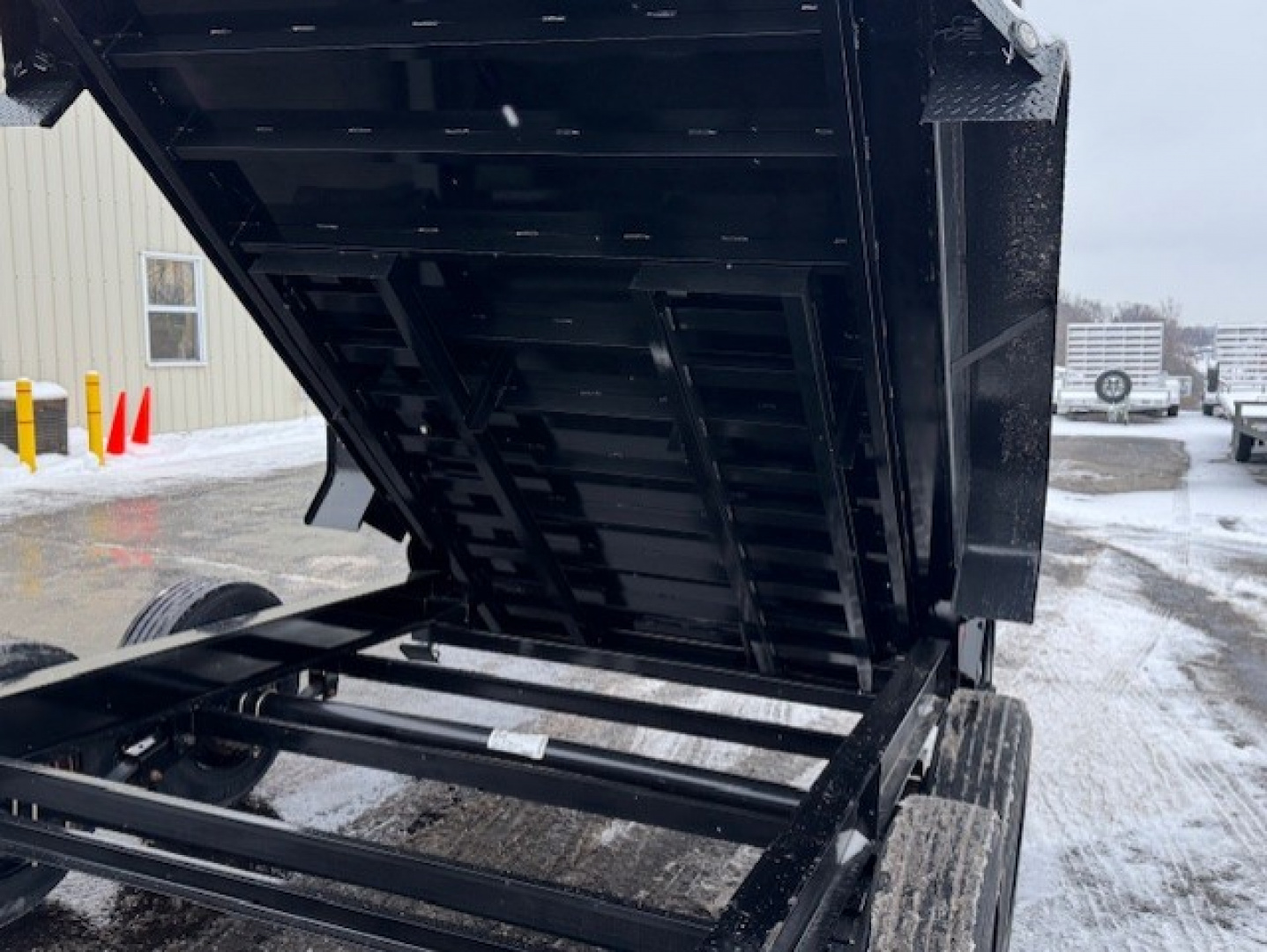 New 2026 MAXX-D DTX8314G Dump Trailer