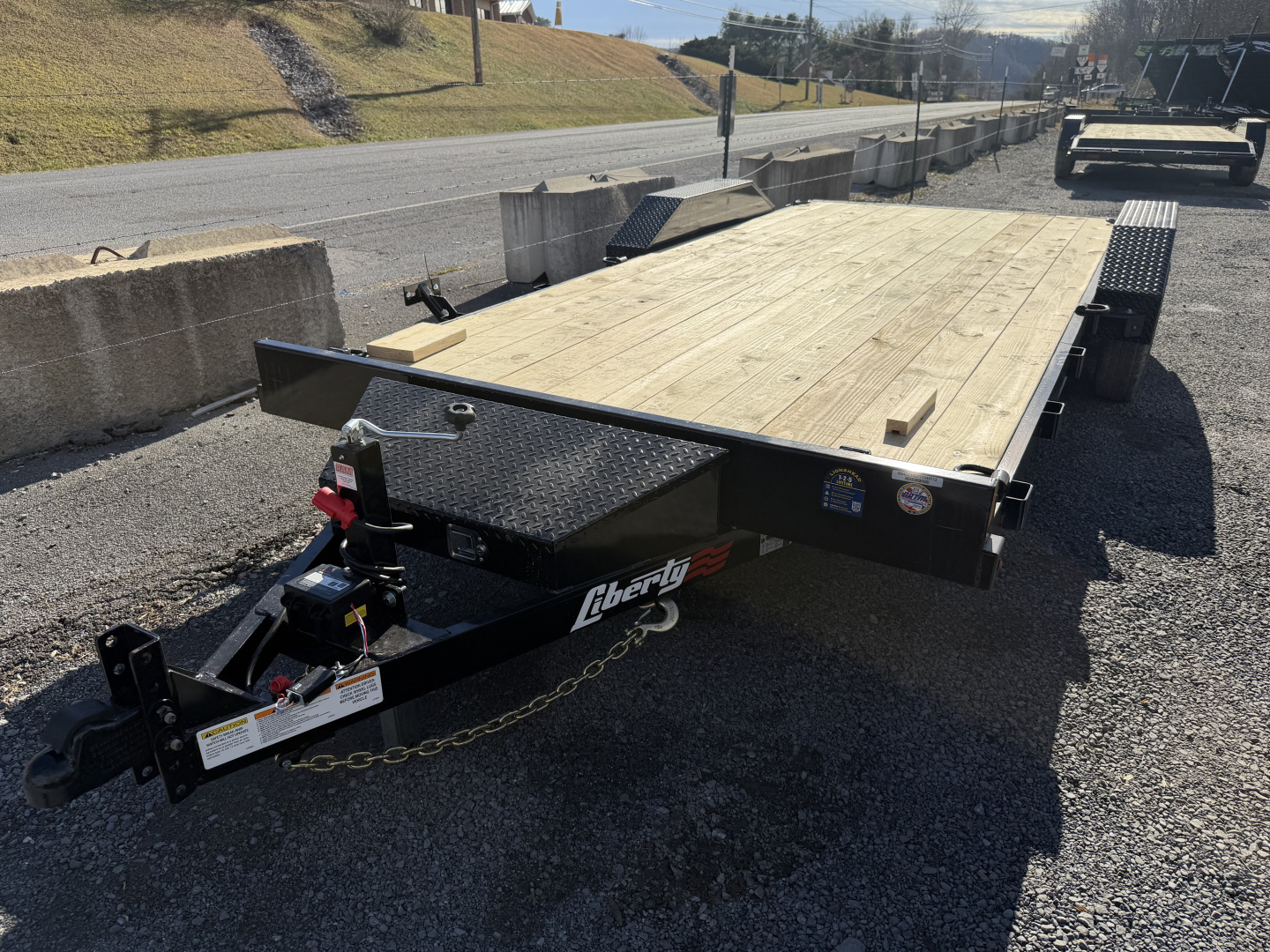 New 2026 Liberty Lc Car Hauler 18’ SLIDE OUT RAMPS TOOL BOX