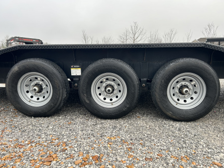 Used 2022 Iron Bull Gooseneck Trailer | 102" x 32' 21K GVWR