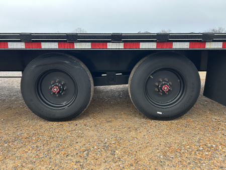 Used 2025 Doolittle 102"X30' 25.5K Gooseneck Flatbed Trailer