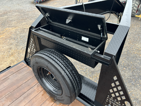 Used 2025 Doolittle 102"X30' 25.5K Gooseneck Flatbed Trailer