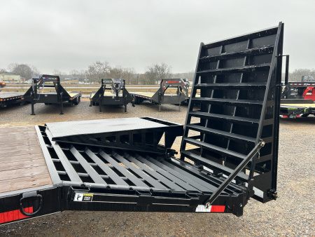 Used 2025 Doolittle 102"X30' 25.5K Gooseneck Flatbed Trailer