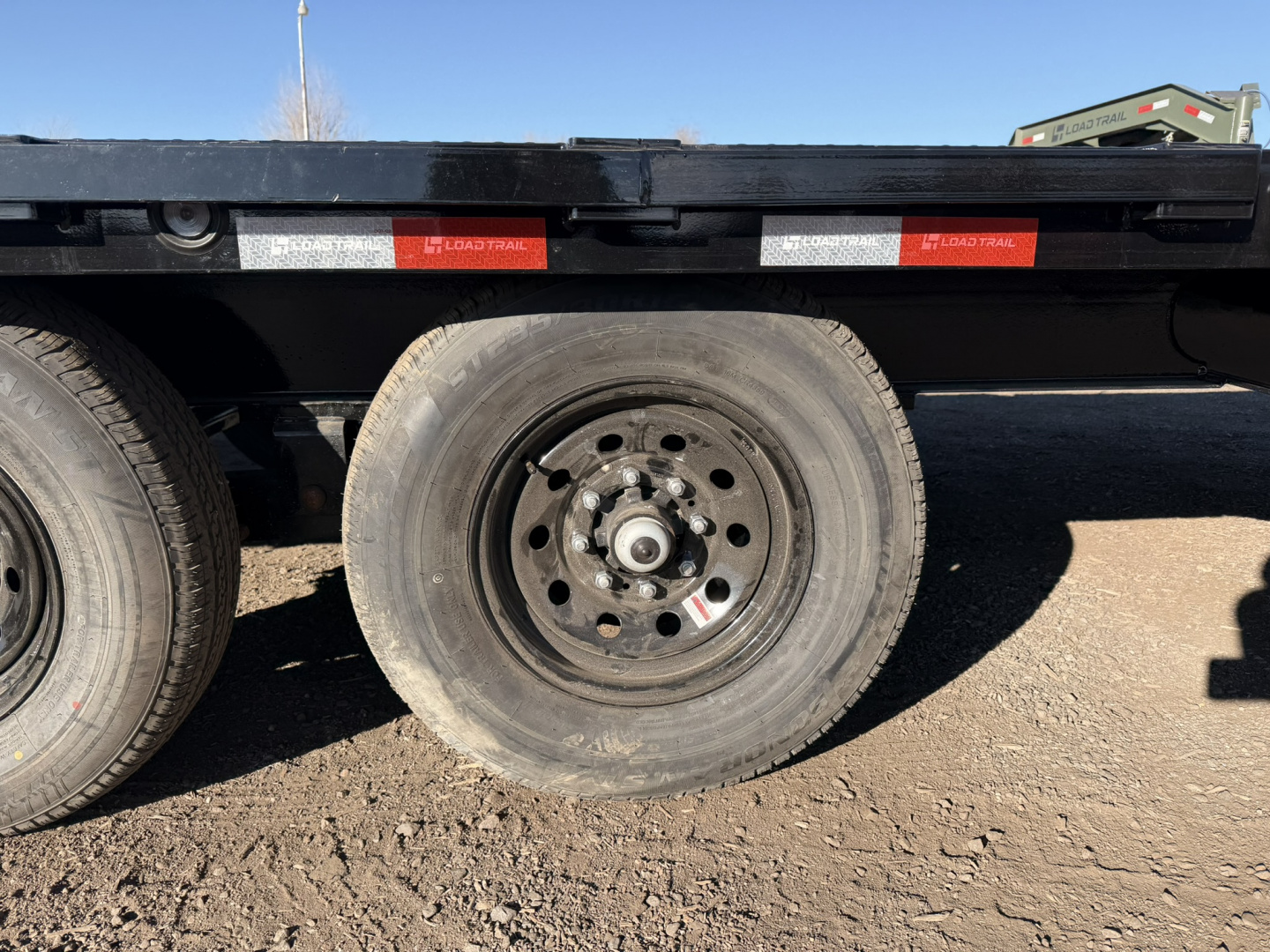 New 2026 Load Trail 8.5-30 Single Wheel Gooseneck Deckover Equipment Hauler 14K GVWR