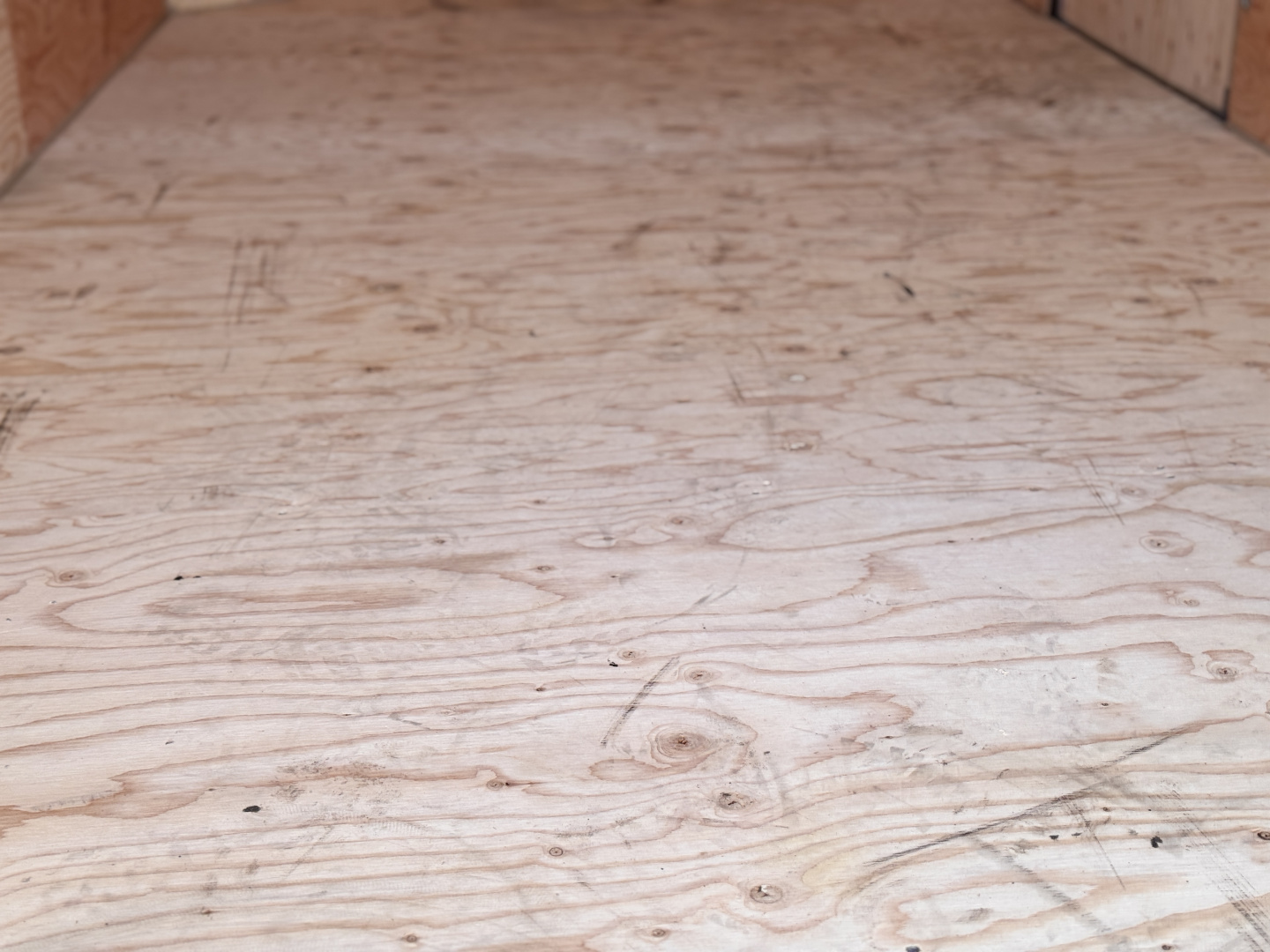 New 2026 Royal 6-12-1.5V Enclosed 3K GVWR