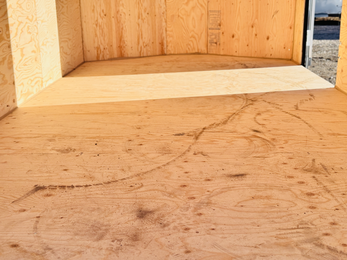 New 2026 Royal 6-12-1.5V Enclosed 3K GVWR