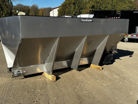 New 2026 DownEaster DownEaster 10' 6yrds Honda Salt Spreader