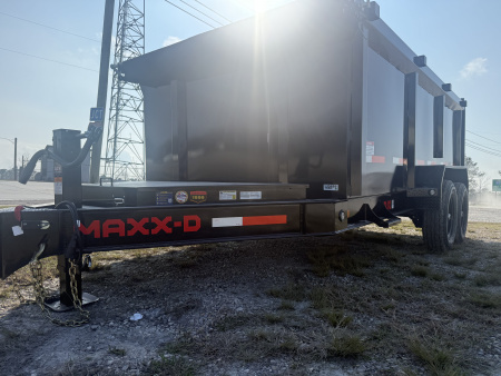 New 2026 MAXX-D DJX8314 Dump Trailer