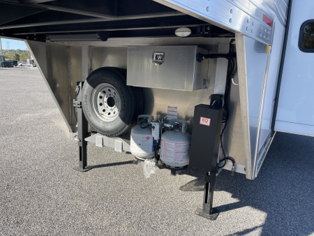 Used 2025 Merhow Trailers 8316-A RWS Horse Trailer