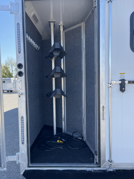 Used 2025 Merhow Trailers 8316-A RWS Horse Trailer