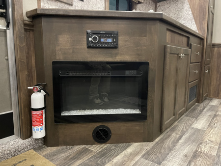 Used 2025 Merhow Trailers 8316-A RWS Horse Trailer