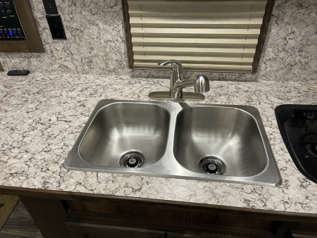 Used 2025 Merhow Trailers 8316-A RWS Horse Trailer