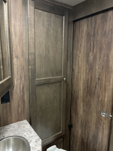 Used 2025 Merhow Trailers 8316-A RWS Horse Trailer