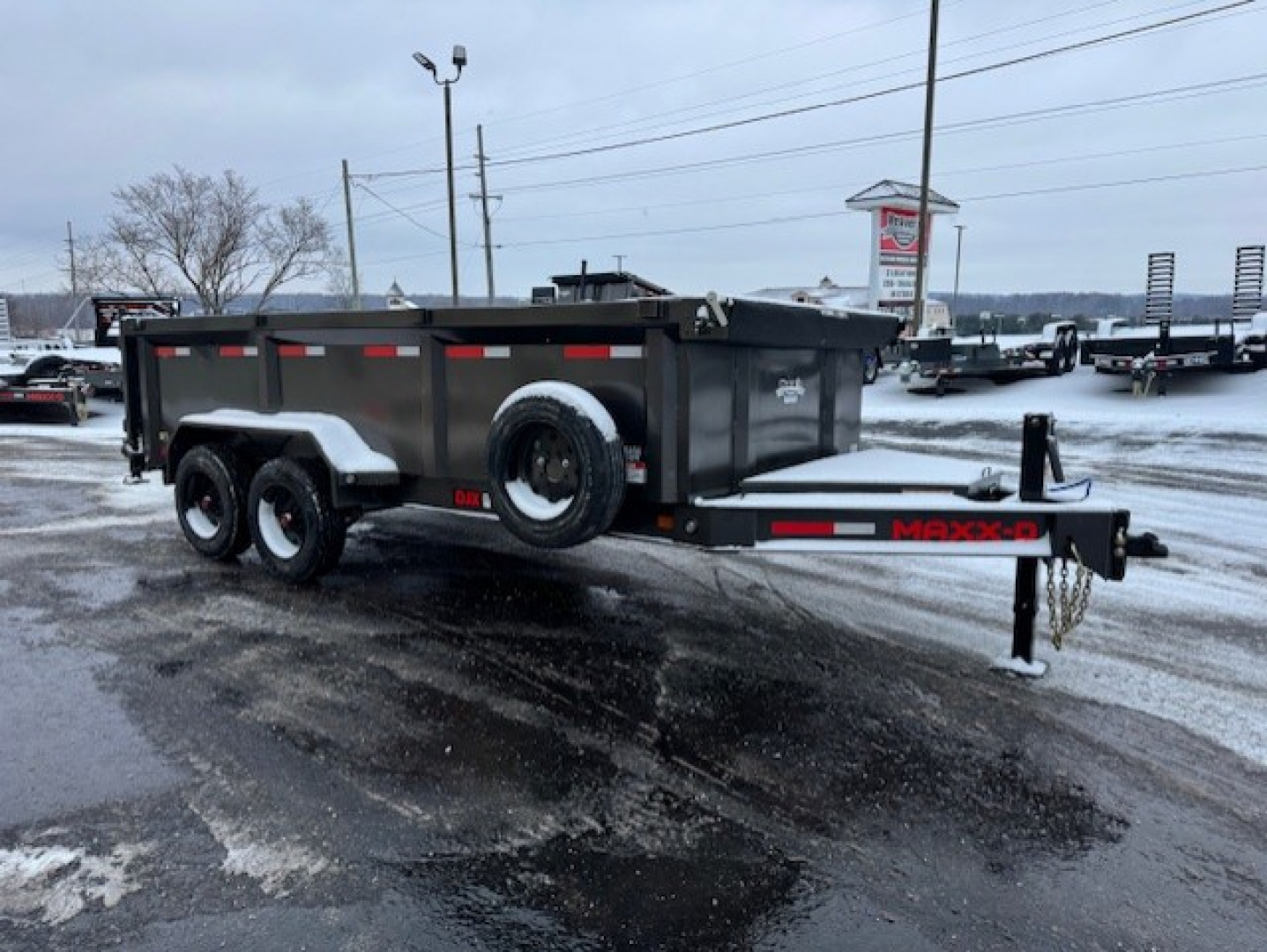 New 2026 MAXX-D DJX8316 Dump Trailer