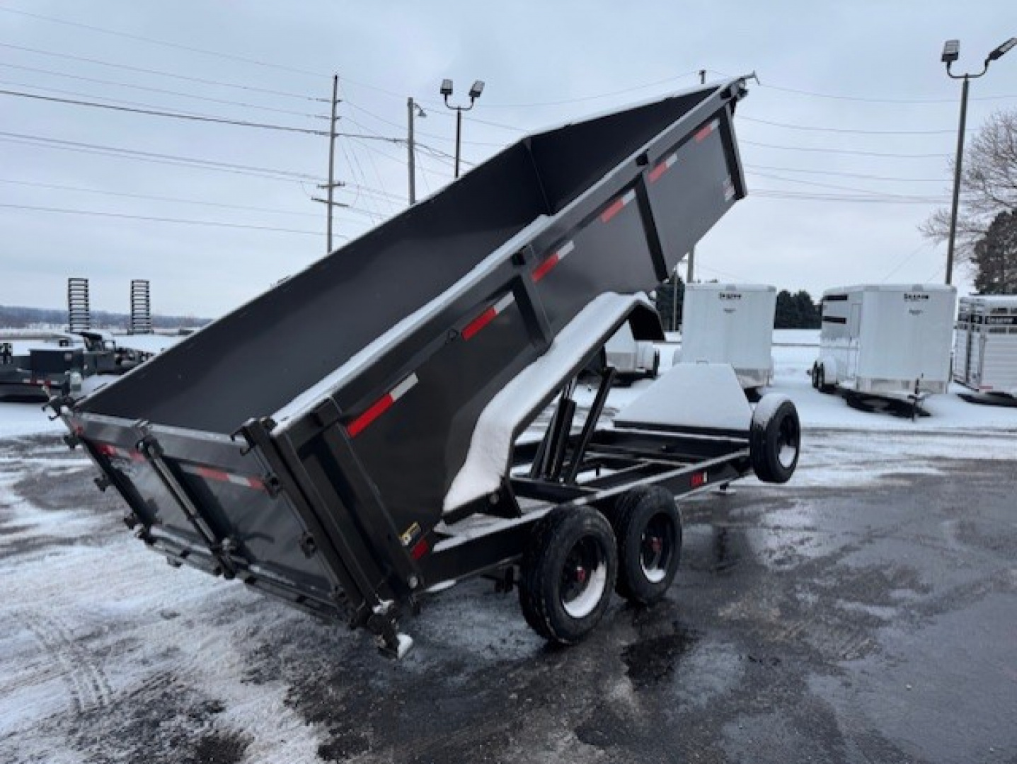 New 2026 MAXX-D DJX8316 Dump Trailer