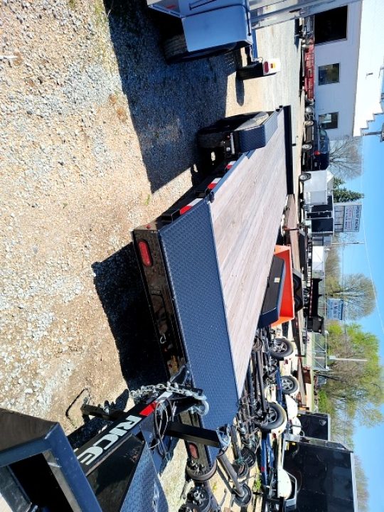 New 2025 H&H Trailers HCH8224-BP-100 Car Hauler