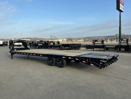 New 2026 PJ 102”x32’ Quest Gooseneck Flatbed w/ Singles – LQ