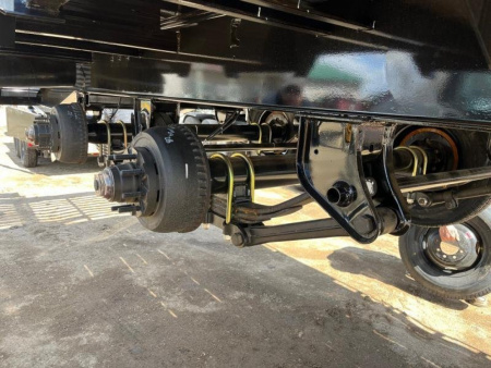 New 2026 28' 20k PJ Low Pro Pintle Flatbed Trailer