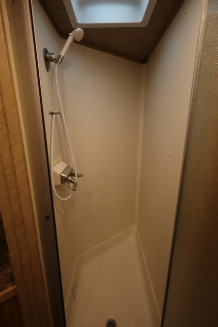 Used 2023 Lakota 2 Place LQ W/Slide-out Horse Trailer