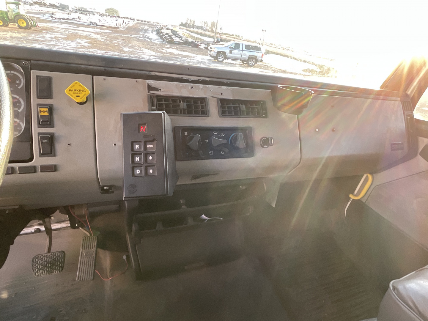 Used 2001 Freightliner FL70 Car / Racing Trailer