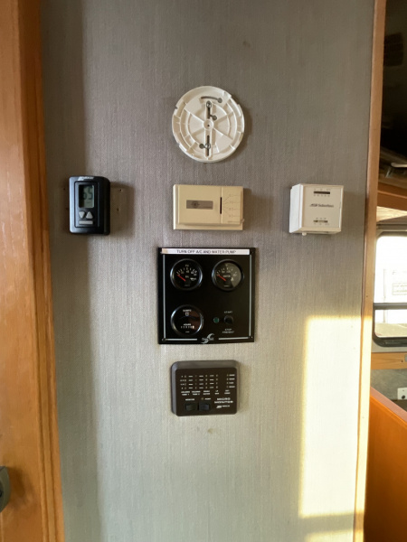 Used 2001 Freightliner FL70 Car / Racing Trailer