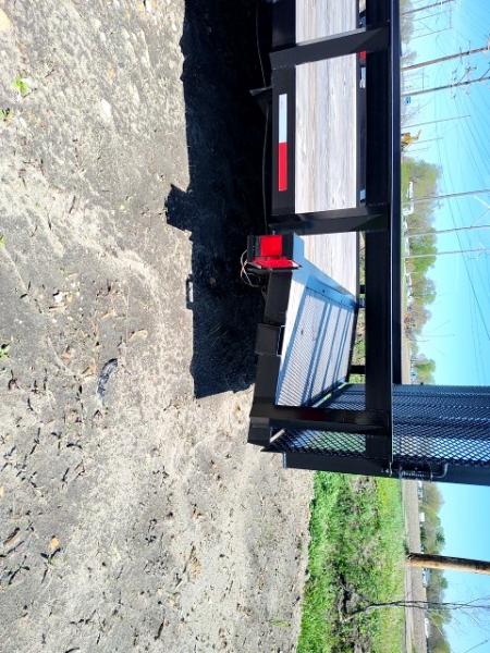 New 2025 L&O Manufacturing 61014U Utility Trailer