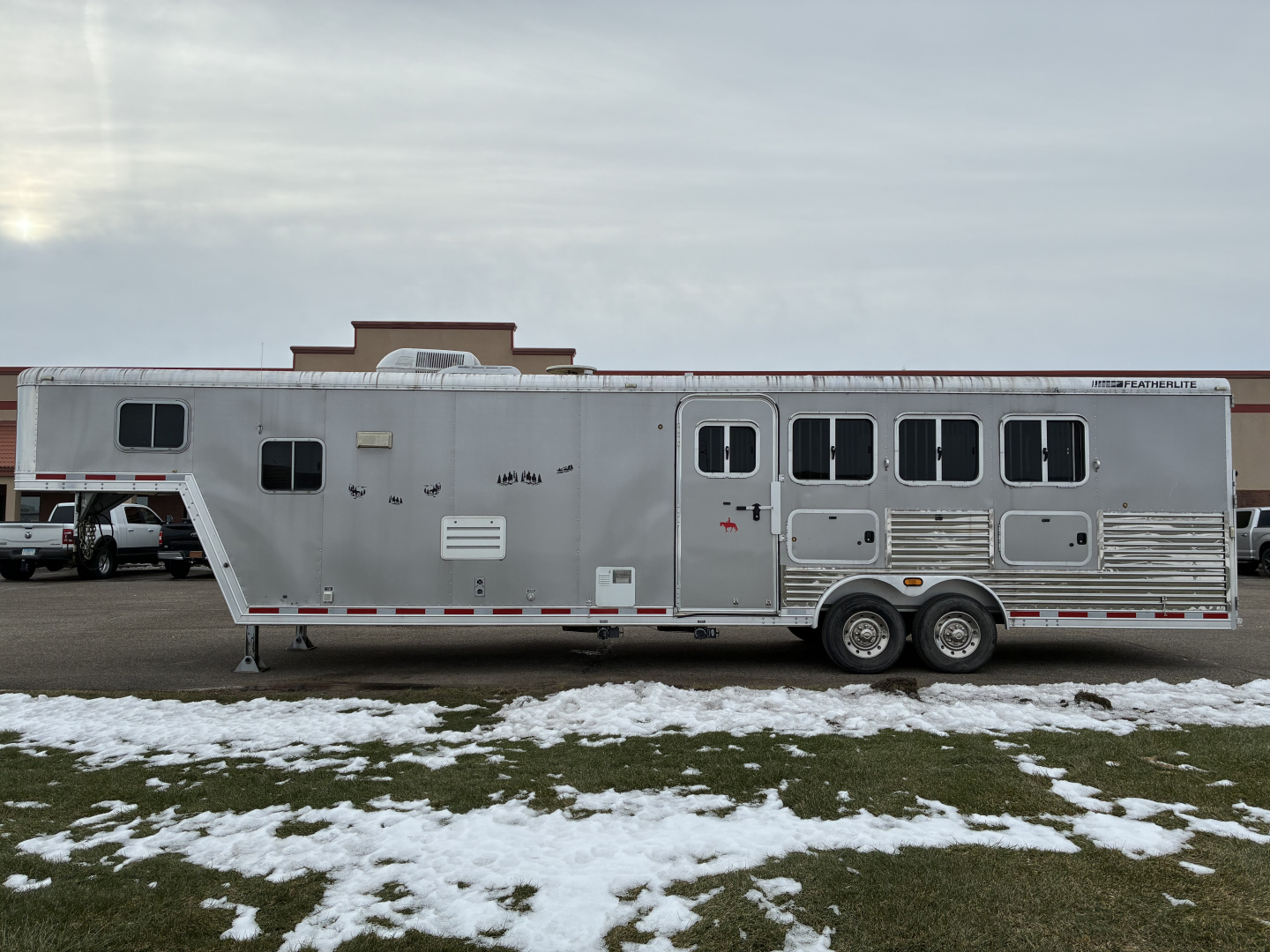 Used 2007 Featherlite 4 Horse 12' Living Quarters Horse Trailer