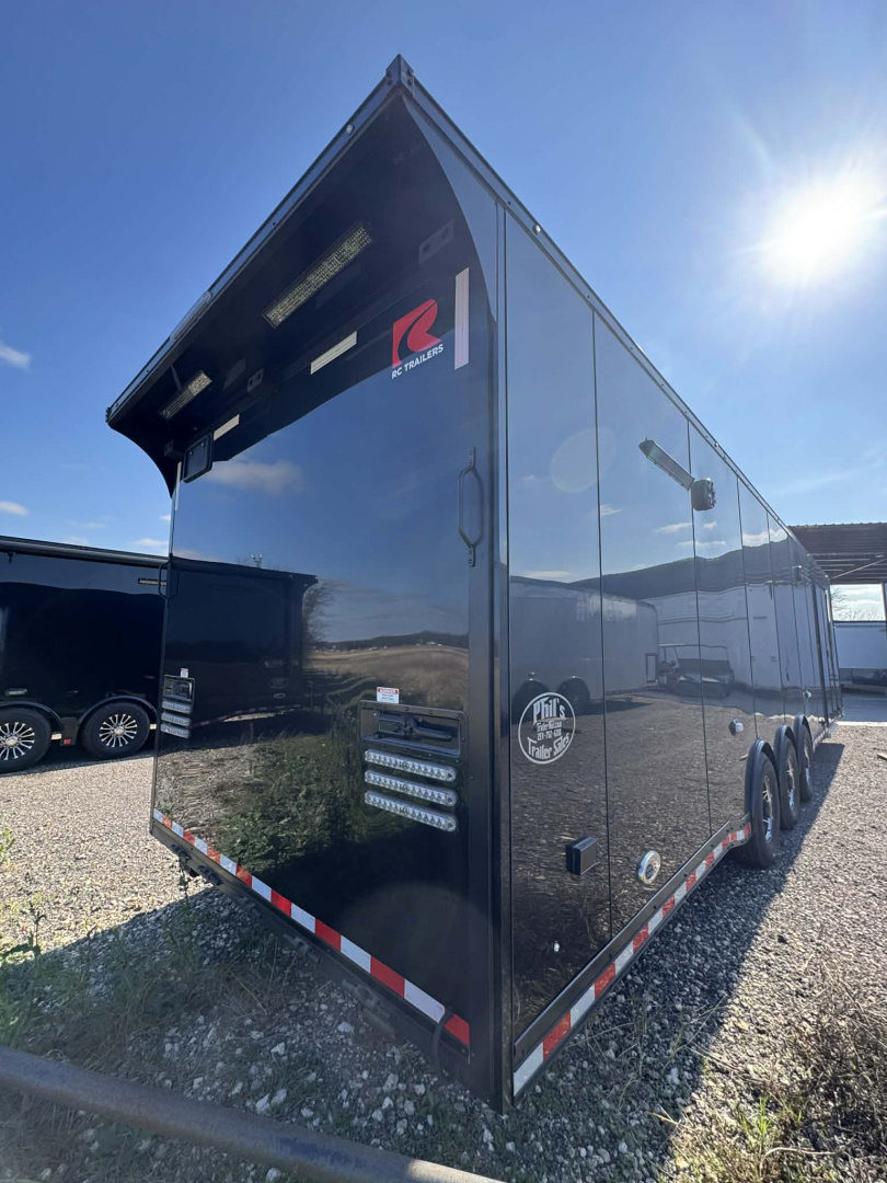 New 2025 RC Trailers 8.5X34 RACE TRAILER Car / Racing Trailer BLACKOUT PACKAGE ENCLOSED CAR HAULER RACE TRAILER