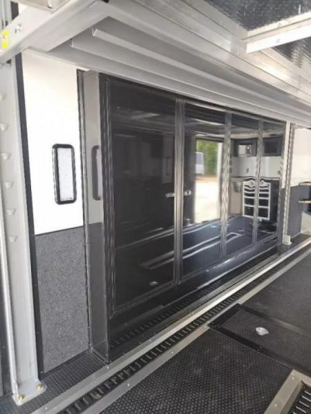 New 2025 United Trailers USH-8.526TR80 Stacker