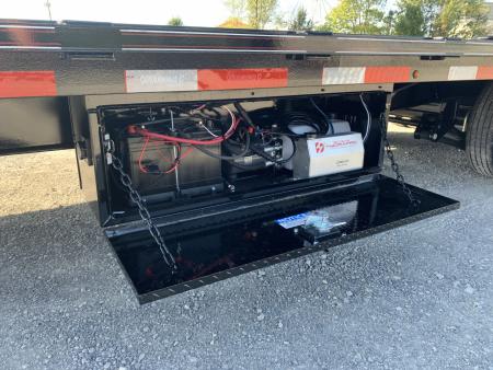 New 2026 Diamond C Trailers FMAX212L32X102MR (27' + 5' X 102") 25.9K Max Ramp (Pacesetter Ed.) Flatbed Trailer