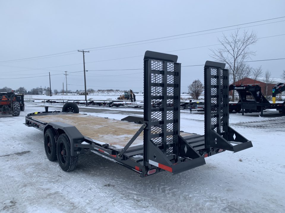 New 2026 Diamond C Trailers LPX210L22X82 (82" X 22') 20K (Pacesetter Ed.) Equipment Trailer