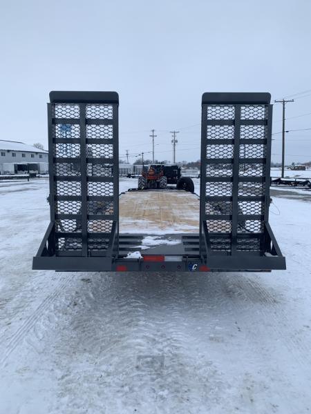 New 2026 Diamond C Trailers LPX210L22X82 (82" X 22') 20K (Pacesetter Ed.) Equipment Trailer