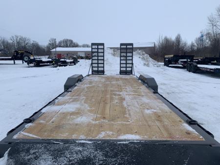 New 2026 Diamond C Trailers LPX210L22X82 (82" X 22') 20K (Pacesetter Ed.) Equipment Trailer