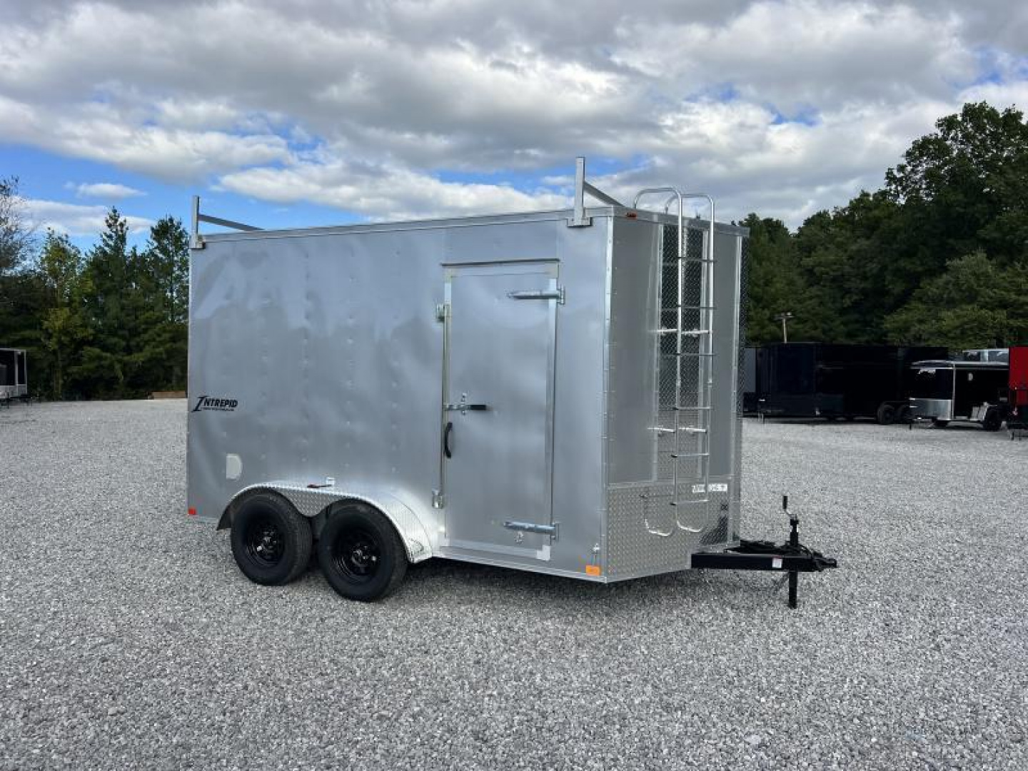 New 2025 Homesteader Trailers 7X12 IT (7FT HT) LADDER RACKS/NOSE LADDER Cargo / Enclosed Trailer