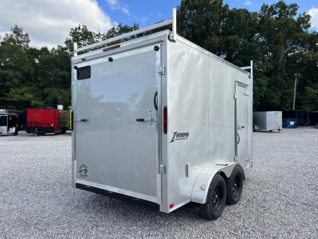 New 2025 Homesteader Trailers 7X12 IT (7FT HT) LADDER RACKS/NOSE LADDER Cargo / Enclosed Trailer