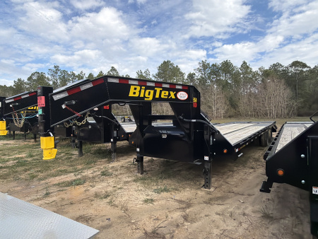 New 2026 Big Tex Trailers 23.9K 25+5 Gooseneck Flatbed Trailer