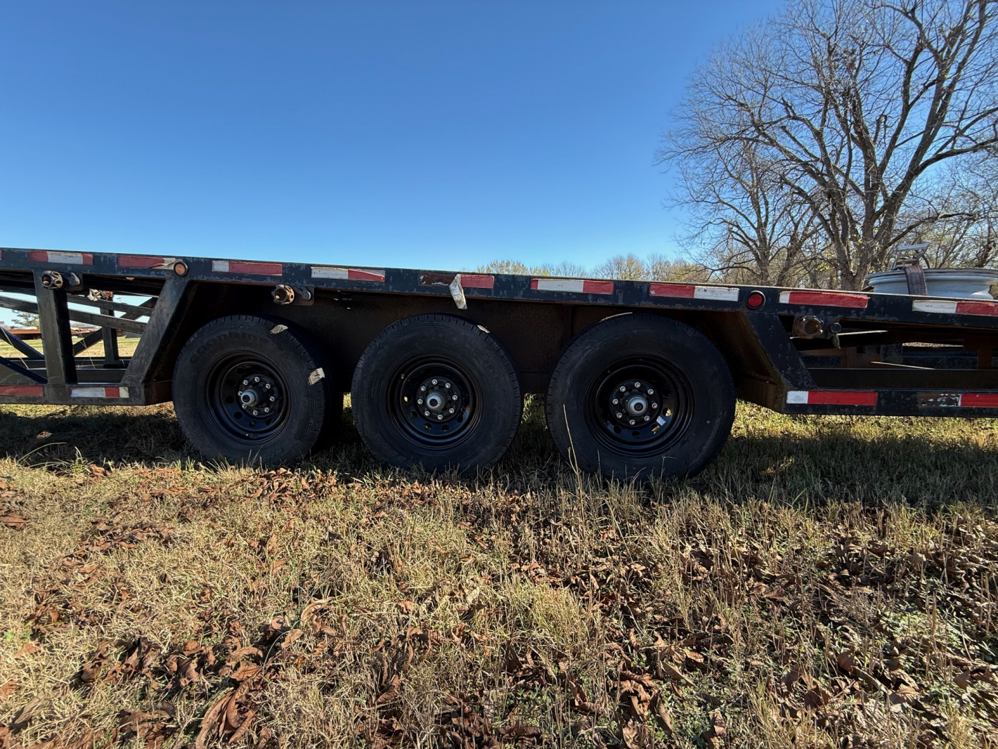 Used 2001 Load Trail CAR HAULER Car Hauler