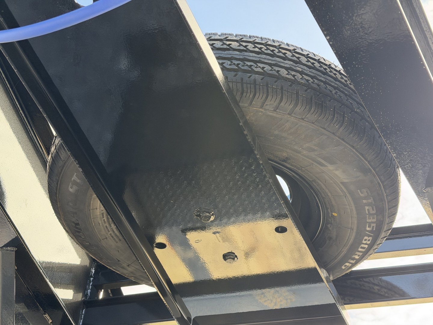 New 2026 Load Trail 102X32 GP TRIPLE 10K AXLES W/ MAX RAMPS 10 PLY TIRES Flatbed Trailer