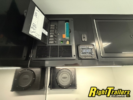 New 2025 8.5X48 RC GOOSENECK RACE TRAILER- DEMO Unit