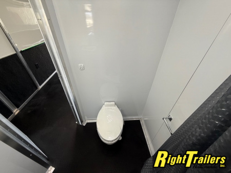 New 2025 8.5X48 RC GOOSENECK RACE TRAILER- DEMO Unit