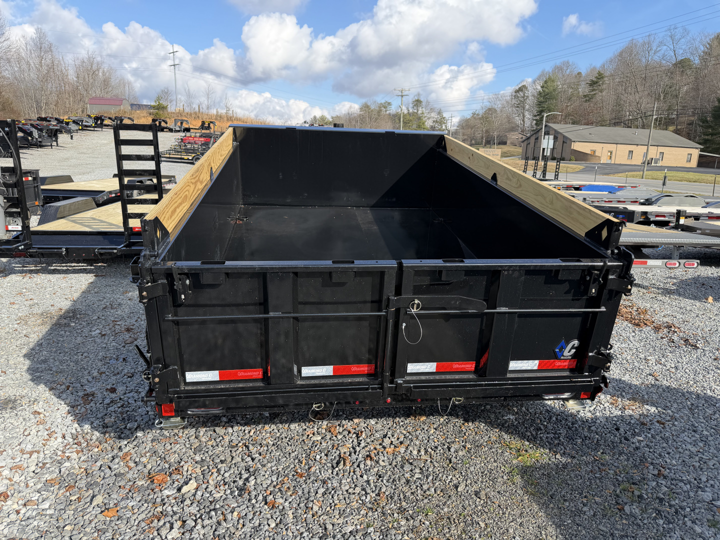 New 2026 Diamond C MDT TELESCOPIC DUMP TRAILER PACESETTER EDITION COMBO GATE SOLAR CHARGER