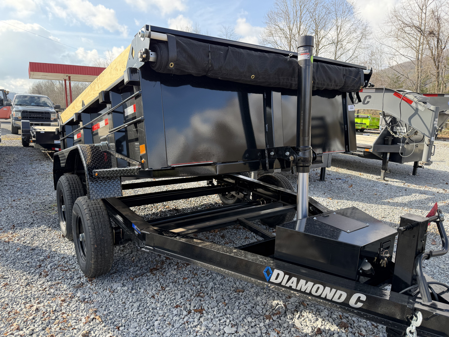 New 2026 Diamond C MDT TELESCOPIC DUMP TRAILER PACESETTER EDITION COMBO GATE SOLAR CHARGER