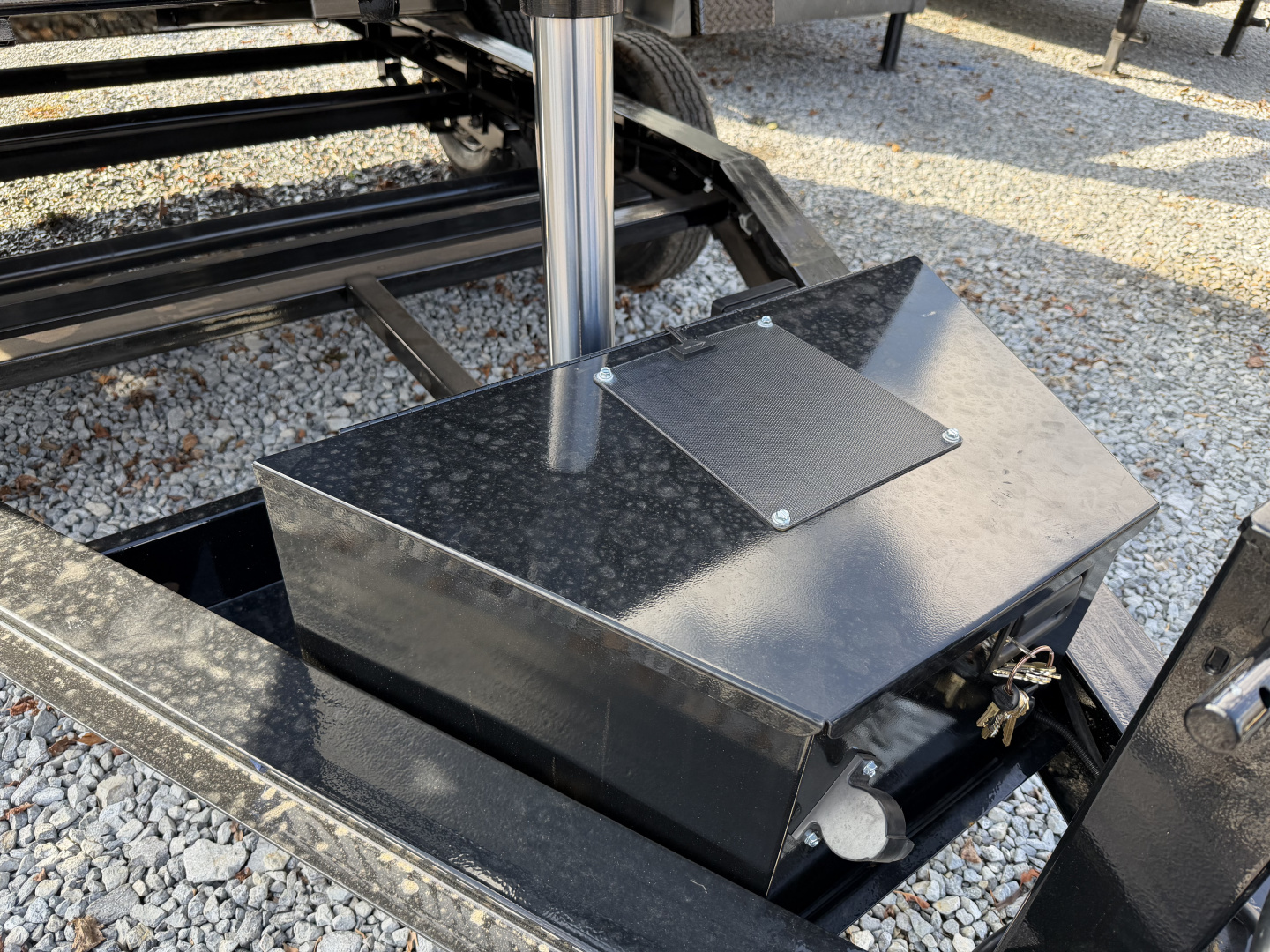 New 2026 Diamond C MDT TELESCOPIC DUMP TRAILER PACESETTER EDITION COMBO GATE SOLAR CHARGER