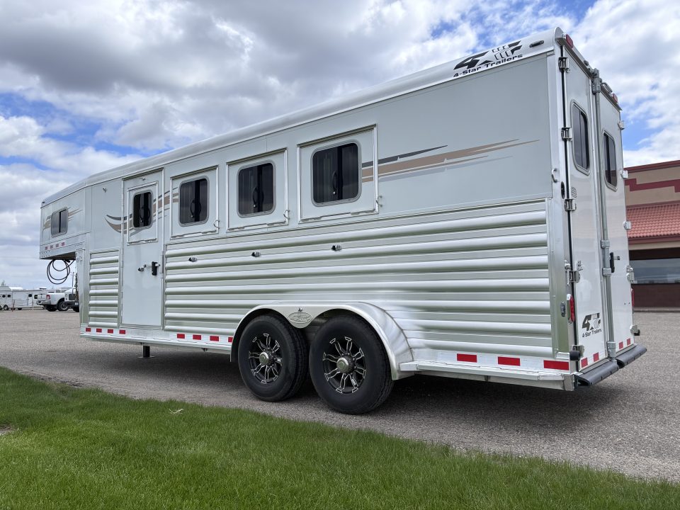 New 2027 4-Star Trailers 4 Horse Gooseneck Horse Trailer