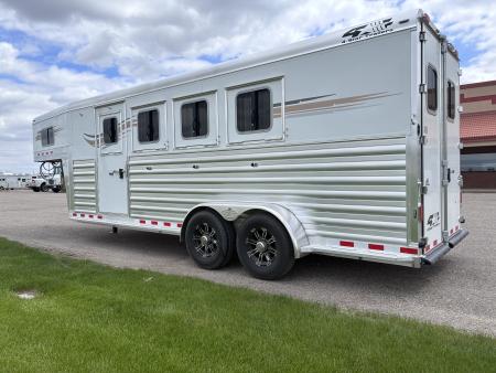 New 2027 4-Star Trailers 4 Horse Gooseneck Horse Trailer