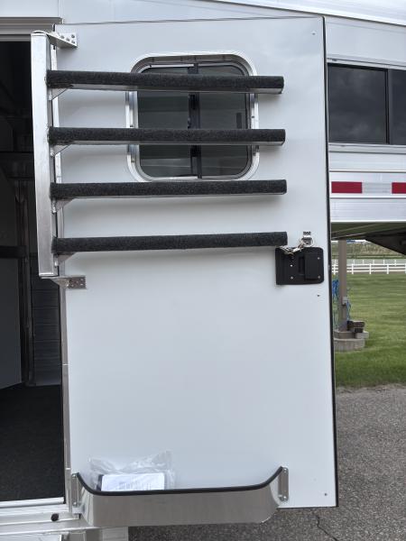 New 2027 4-Star Trailers 4 Horse Gooseneck Horse Trailer