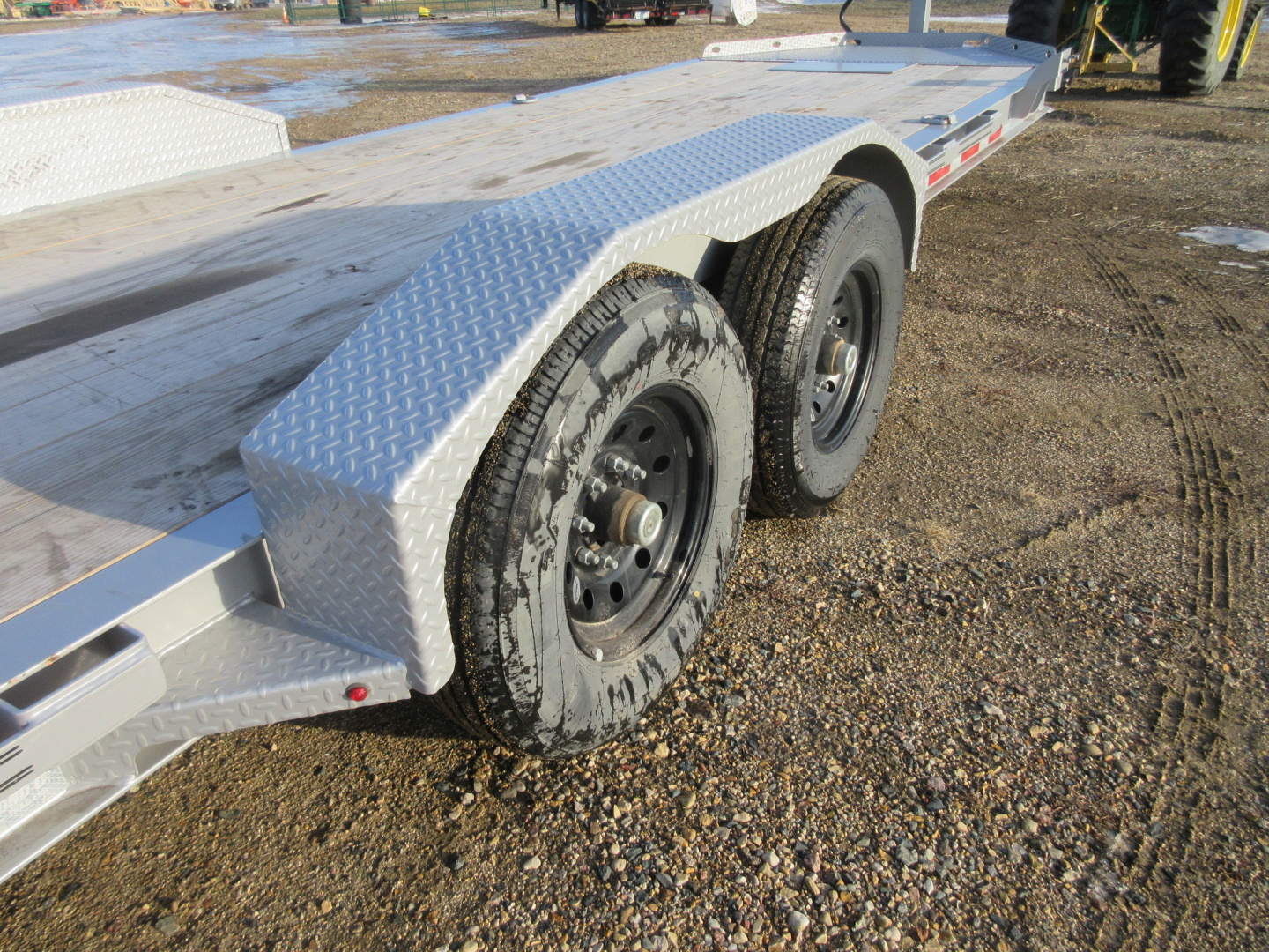 Used 2023 Diamond C Trailers LPX 22' W/Max Ramps Equipment Trailer