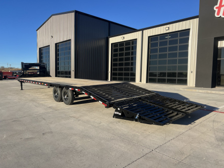 New 2026 PJ 102”x32’ Quest Gooseneck Flatbed w/ Singles – LQ